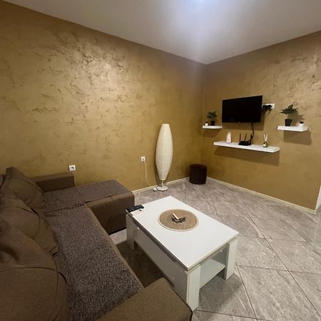 Aurora Apartment Sombor Extérieur photo